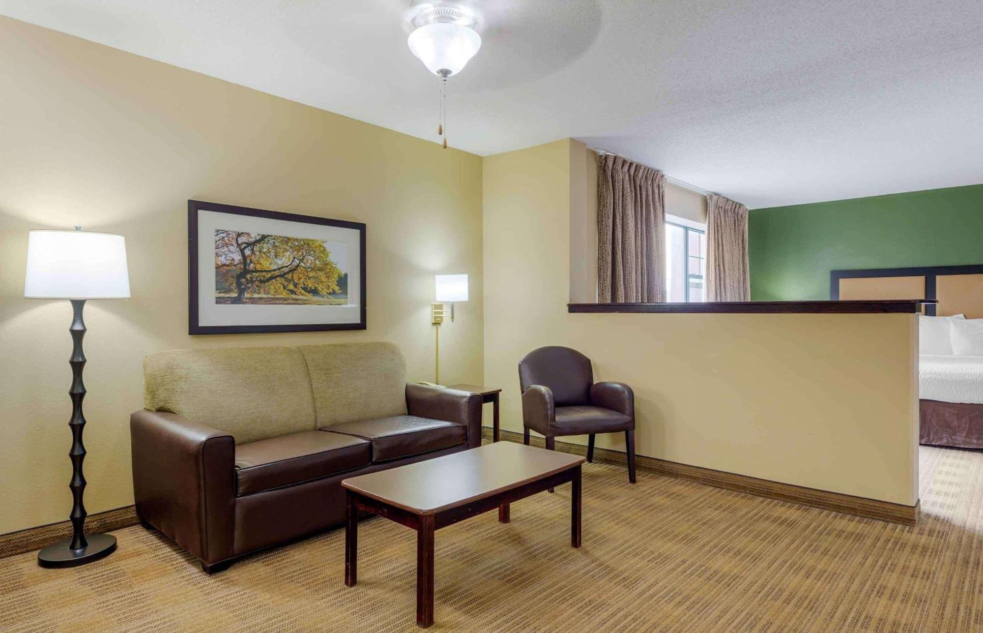 Extended Stay America Suites - Los Angeles - Ontario Airport Guasti Bagian luar foto